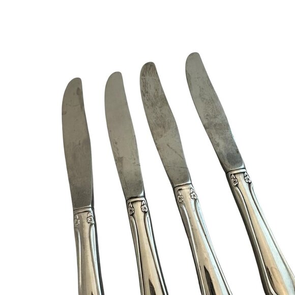 Oneidacraft Deluxe Stainless Flatware Set Chateau Floral 4 Classic Butter Knives - Picture 3 of 7